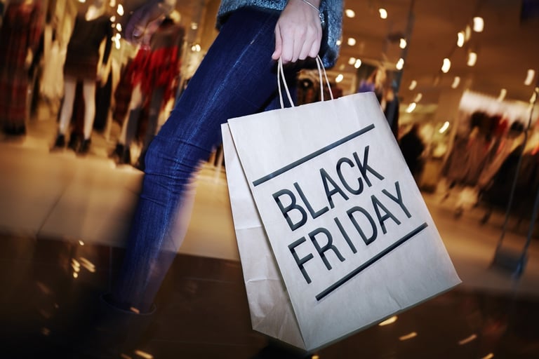 black_friday_sleep_instead_of_shop