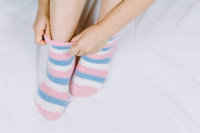 warm_socks_for_sleeping_keeping_warm_at_night_in_winter