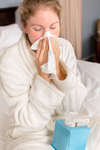 winter_holidays_allergy_symptoms_may_be_from_scented_products