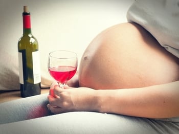 pregnant_woman_drinking.jpg