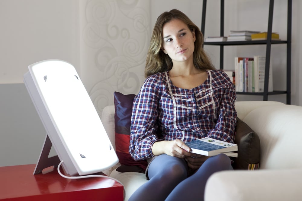 Using light therapy to stay awake during the day